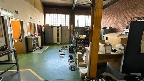 147 Heidelberg Rd, Doornfontein 92-Ir, Johannesburg - Building 1 - 1000m² (9)